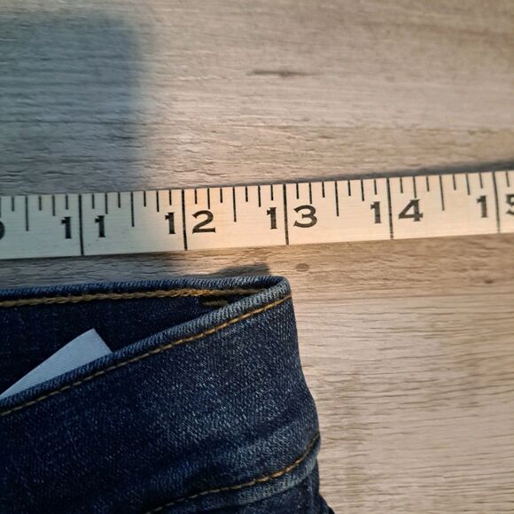 LEVI'S 314 Shaping Straight Sculpt Stretch Jeans Womens 25 26x27 Mid Rise NWT - Picture 9 of 13